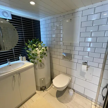 Bright&cozy 2 Bedroom 15 Min From شقة ترومسو