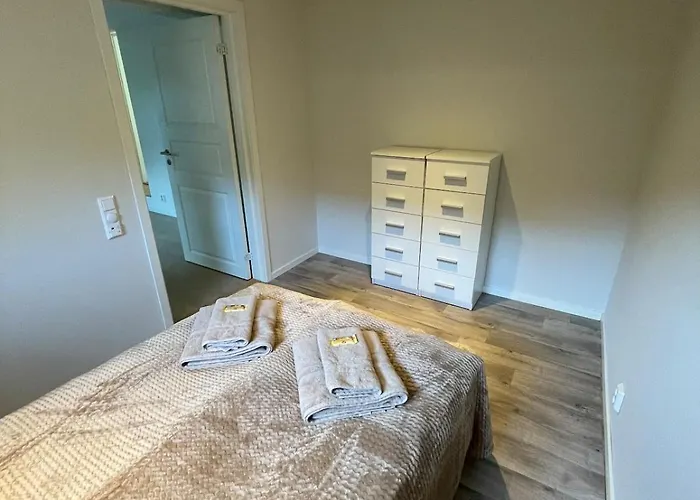 Bright&cozy 2 Bedroom 15 Min From טרומסה