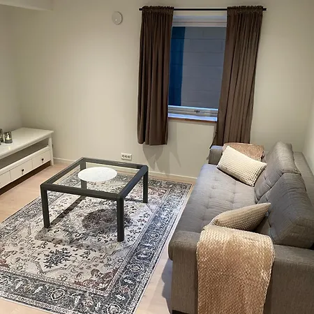 Apartament Bright&cozy 2 Bedroom 15 Min From